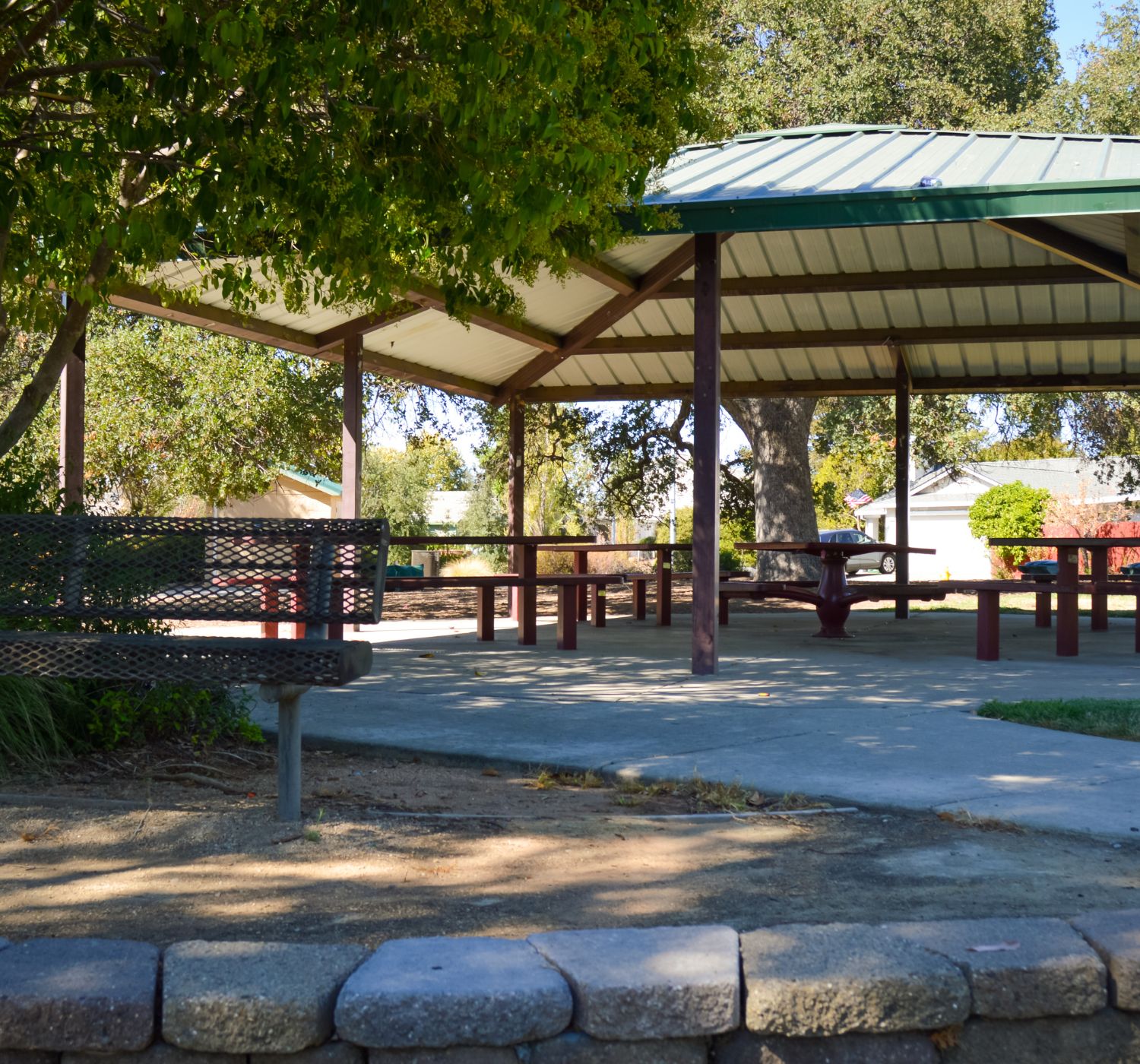 park covered picnic area